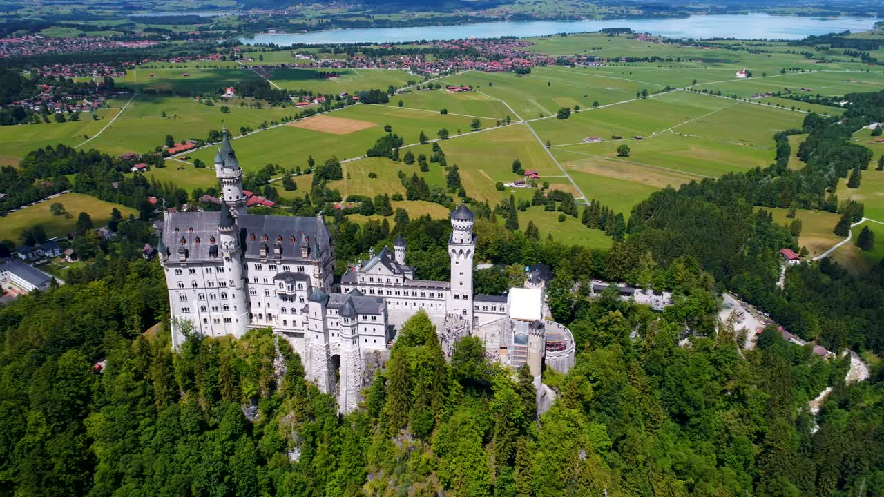 castillo de neuschwanstein alpes bávaros alemania