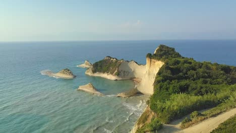 Impresionante-Promontorio-De-Corfú-Mar-Jónico-Idílico-Relajante-Belleza-Natural-Revelación