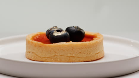 small tart with blueberries