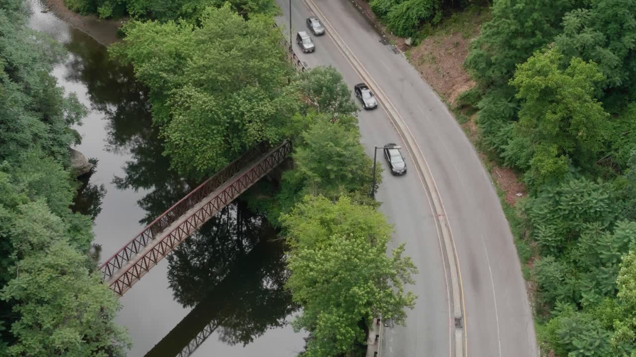 kelly drive와 wissahickon creek의 오버헤드 뷰