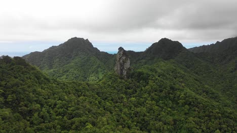 cook islands flying up high in the mountains