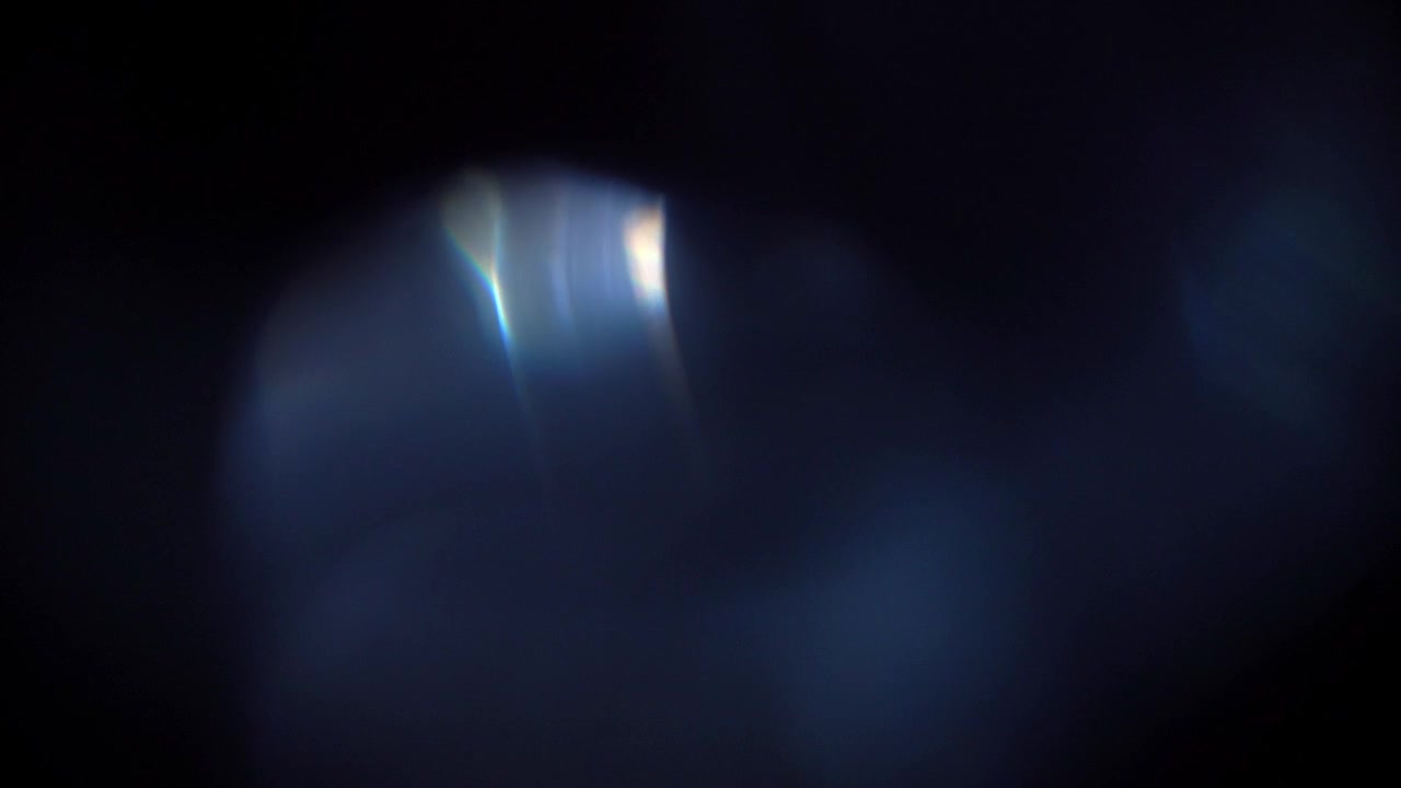 Dynamic Optical Light Leaks and Lens Flares