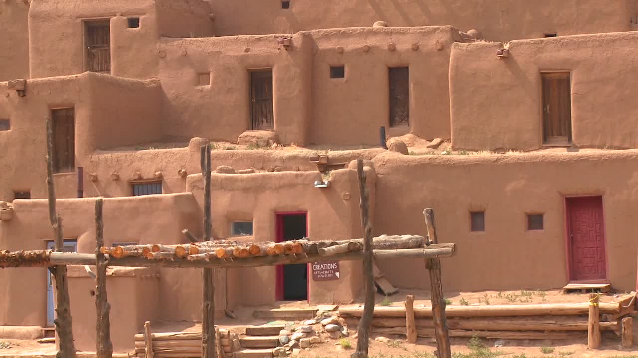 edificios de adobe en el pueblo de taos nuevo mexico 1