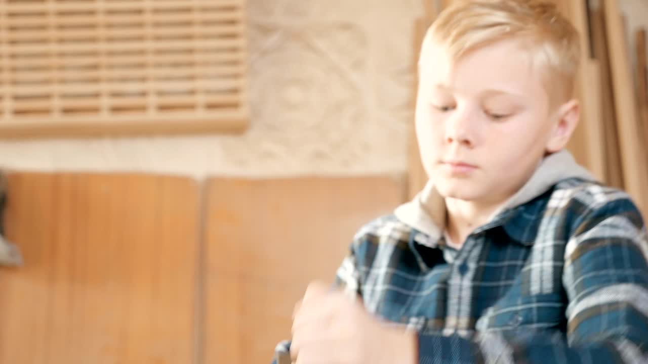 아이들이 목공을 배우는 개념