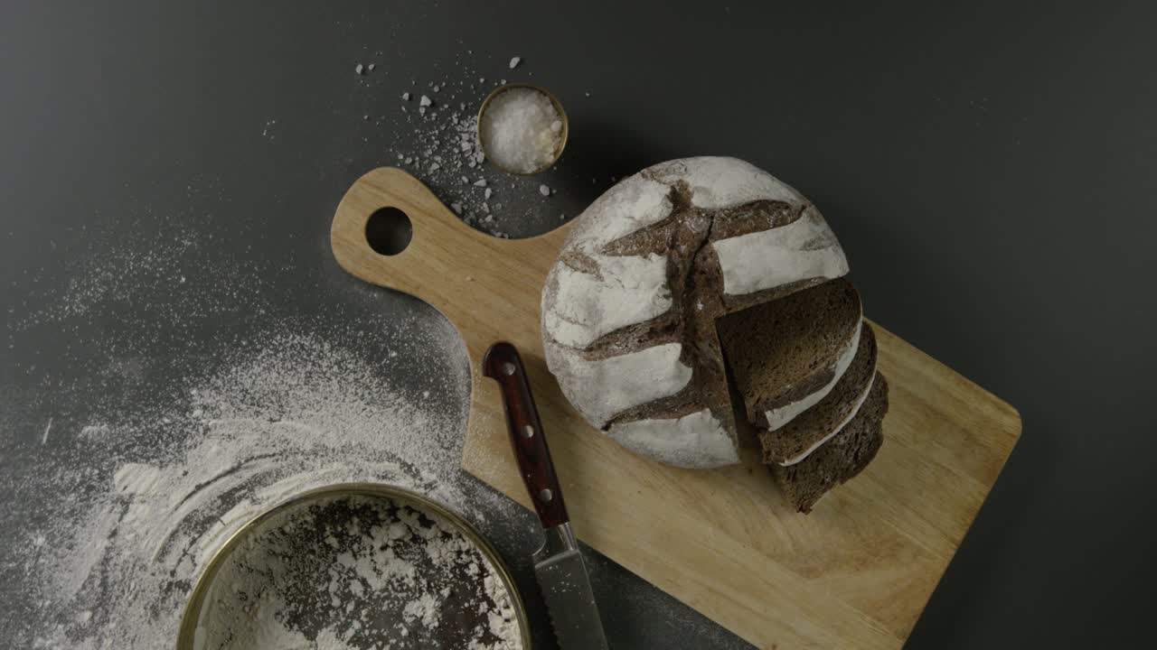 pan redondo en rodajas