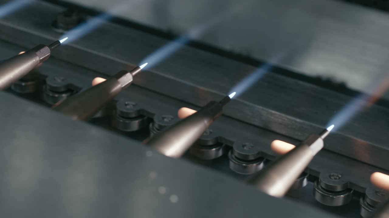 machine that seals bottles containing medication, ensuring secure packaging and maintaining product integrity for distribution