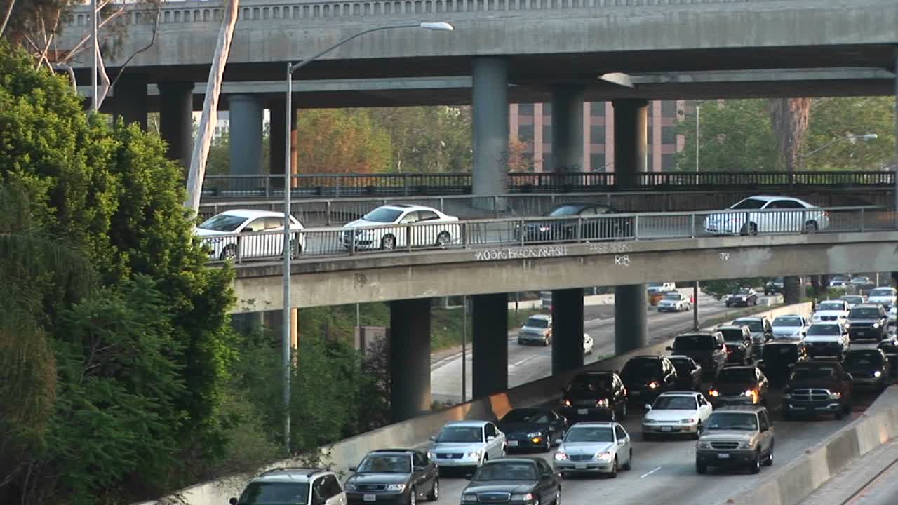 고속도로 1의 트래픽 드라이브