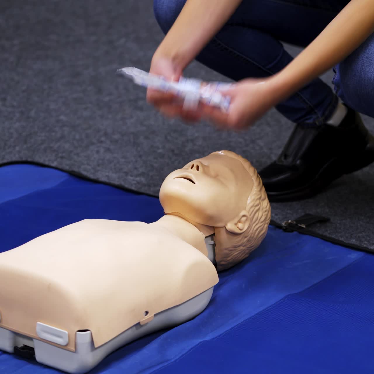 curso de primeros auxilios y reanimación cardiopulmonar