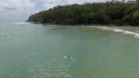 Noosa-Drone-Surf-Session-on-a-sunny-day,-Australia