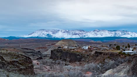 La-Verkin-Ist-Eine-Kleine-Stadt-Im-Südlichen-Utah---Panoramischer-Sonnenaufgang-Im-Zeitraffer