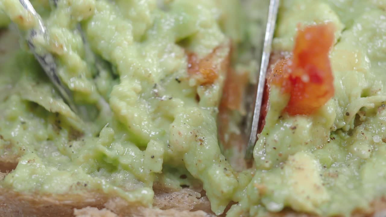 tostadas de aguacate