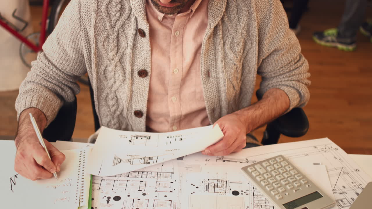 la visión es el arte de ver lo invisible.