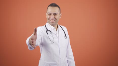 El-Médico-Extiende-Una-Mano-Amiga.