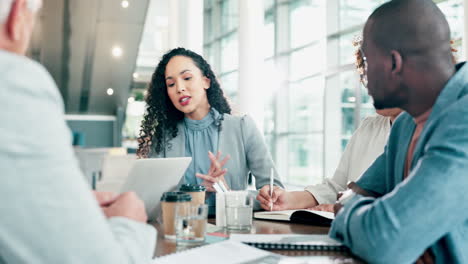 Líder,-Planificación-Y-Mujer-De-Negocios-Con-Equipo.