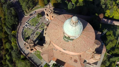 santuario de la madonna di san luca, bolonia, emilia-romagna, italia, octubre de 2021