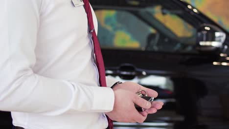 car keys exchange in dealership