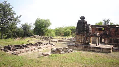 pan shot of ancient hindu shiv temples and terai monastery with stepwell in shivpuri of madhya pradesh india