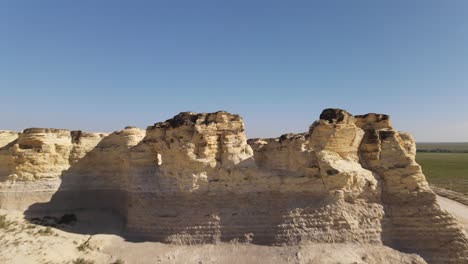 Monument-Rocks-in-Kansas-fly-by-shot