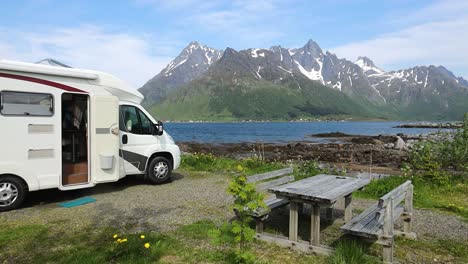 viagem de férias em família rv, viagem de férias em autocaravana