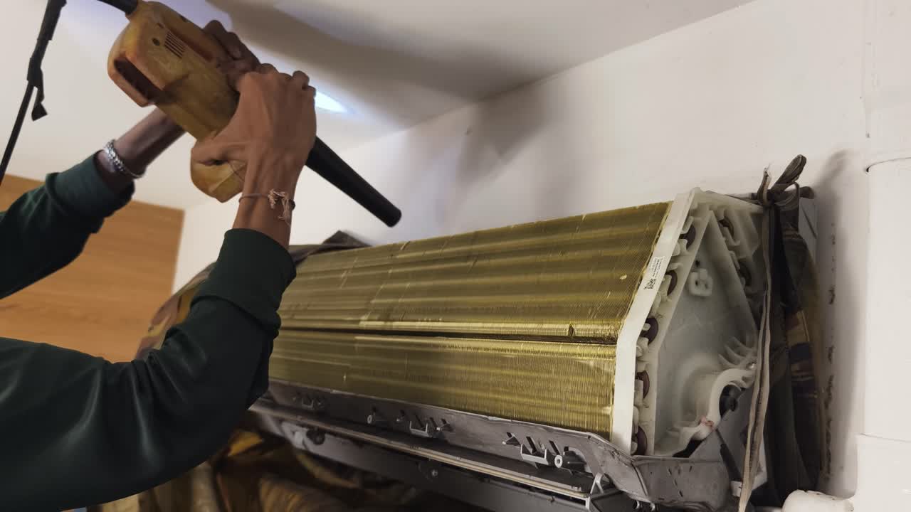 limpieza y mantenimiento de acondicionadores de aire