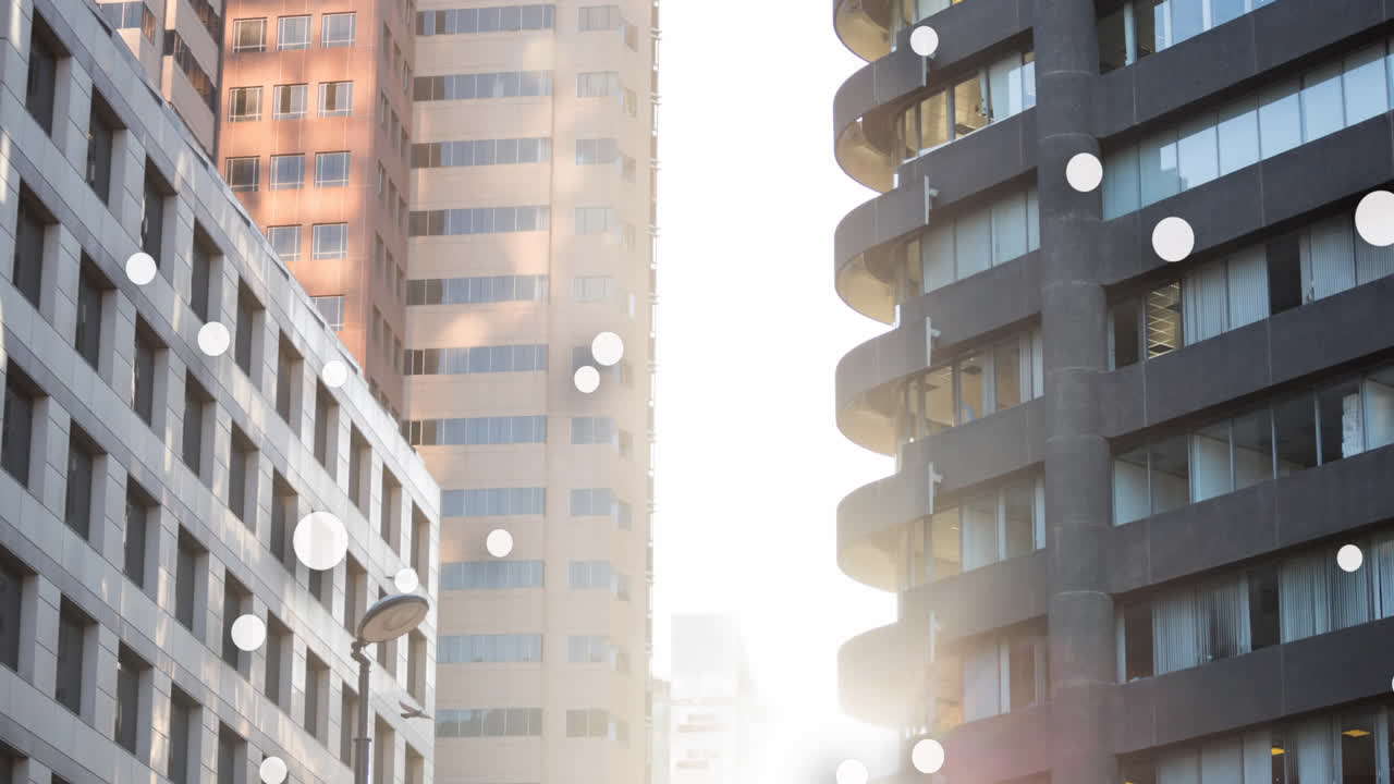 도시 풍경 위에 움직이는 스의 애니메이션