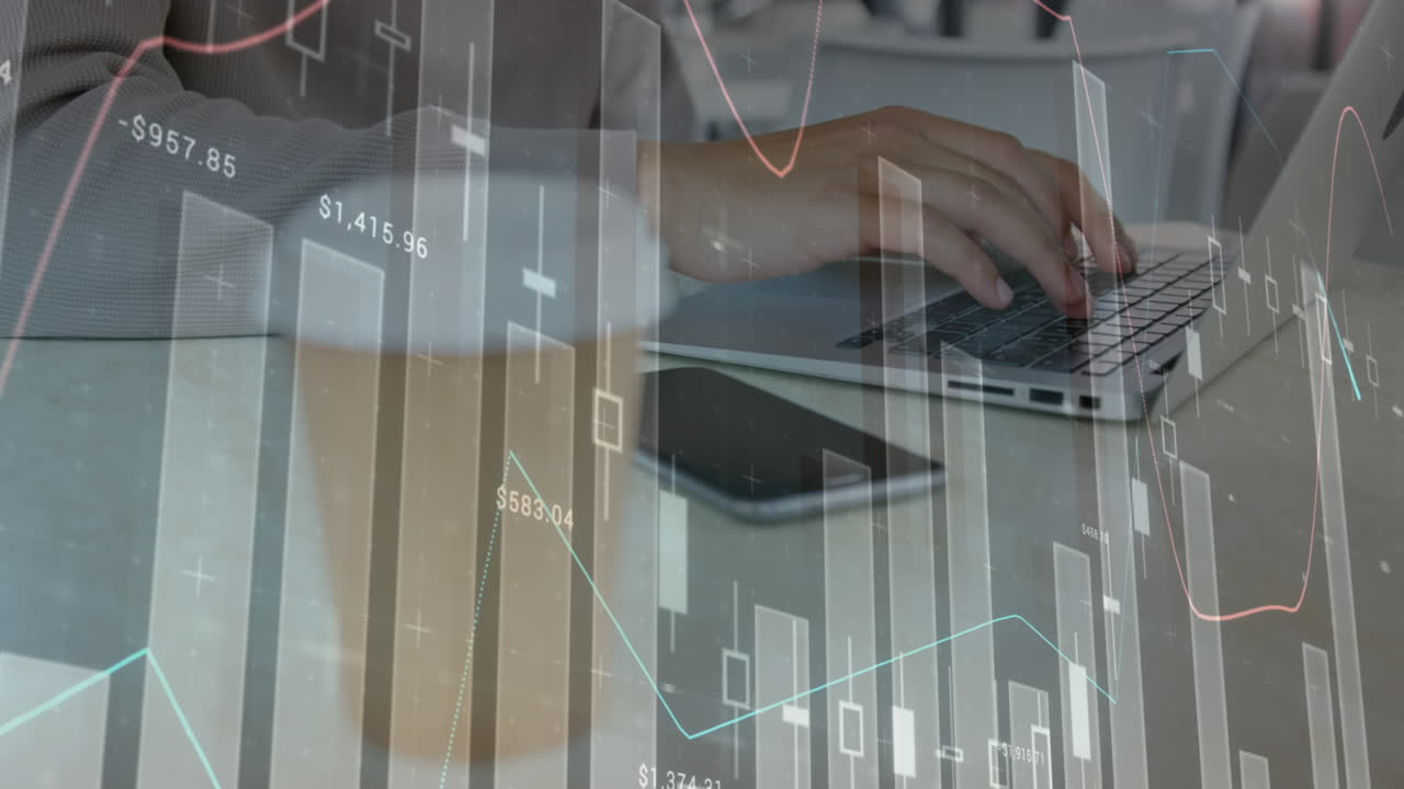 animazione delle statistiche e dell'elaborazione dei dati su uomo utilizzando laptop
