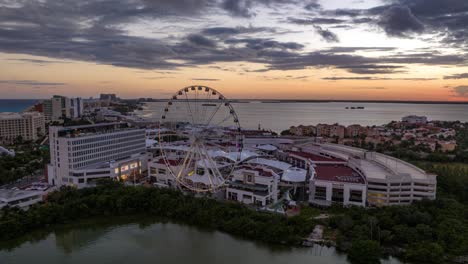 Aerial-Cancun-Hyperlapse-Während-Des-Sonnenuntergangs---Mexiko