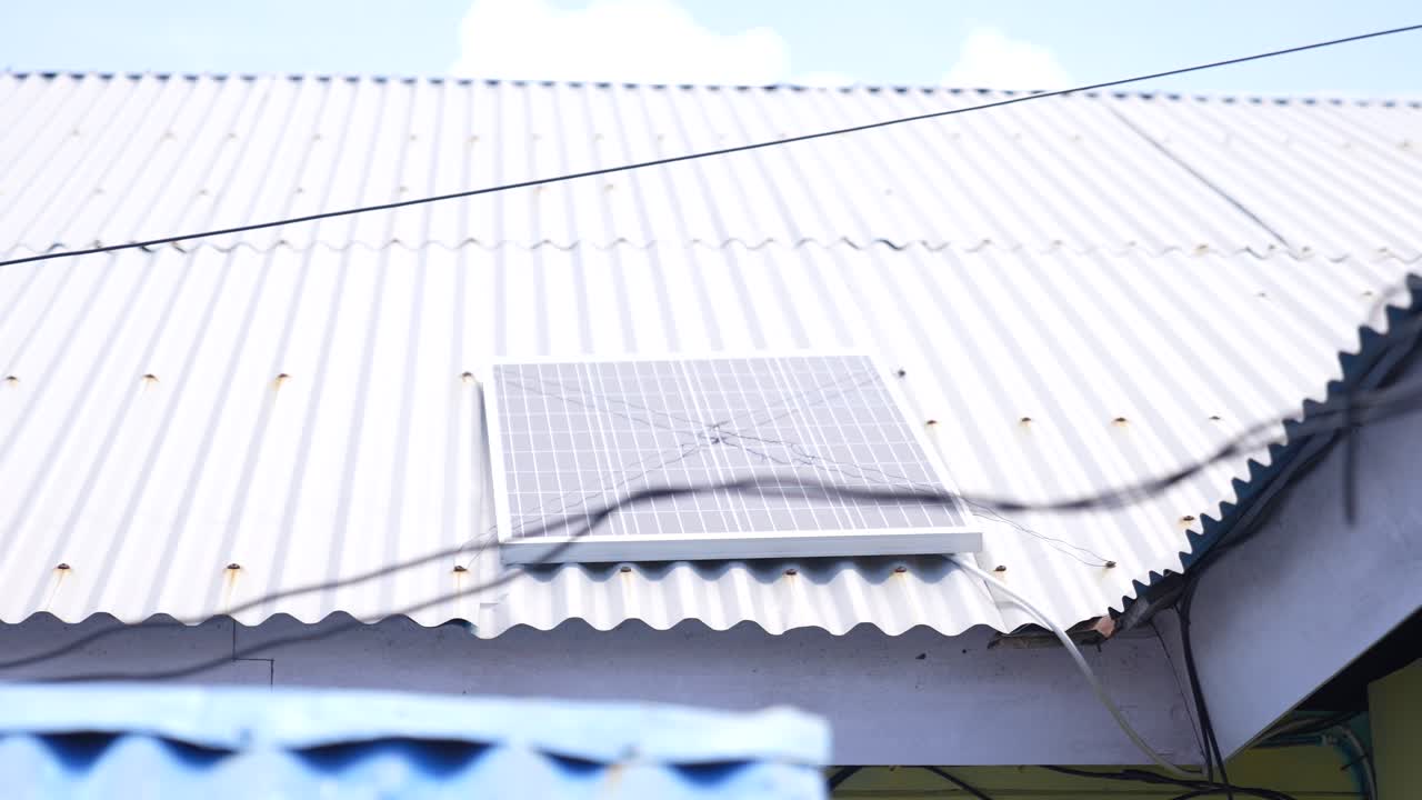 panel solar casa tradicional