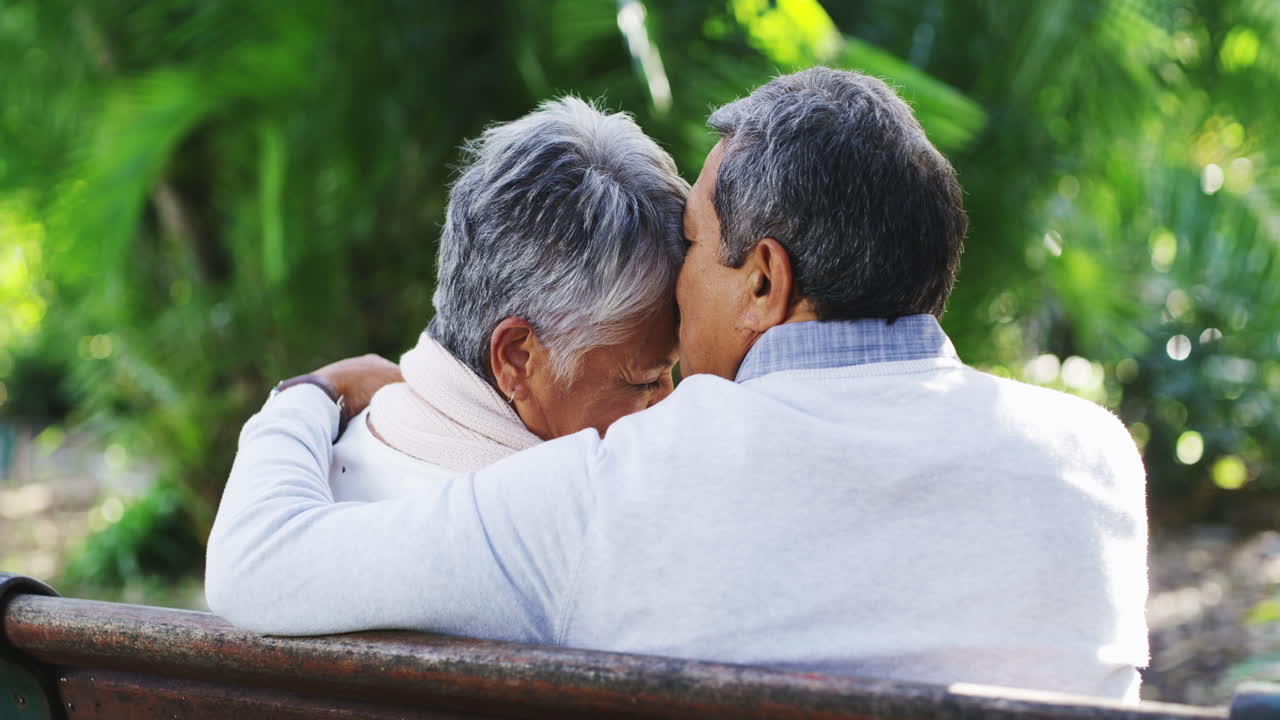 우리는 영원히 서로를 사랑할 것입니다.