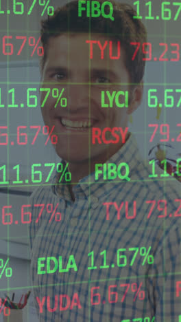 Animación-Del-Procesamiento-De-Datos-Financieros-Sobre-Un-Hombre-De-Negocios-Caucásico-En-El-Cargo