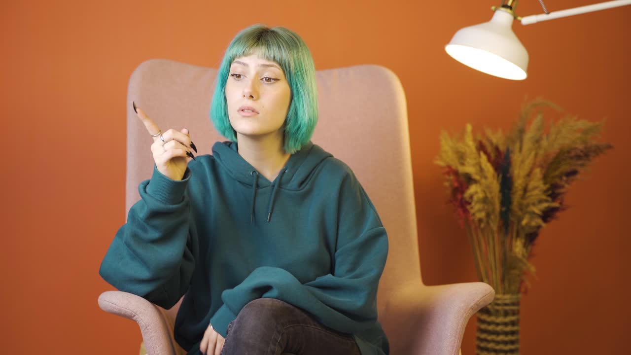 una joven vacilante.