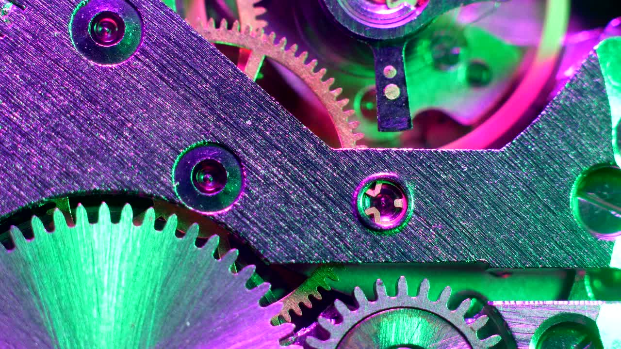 vigilar el mecanismo de cerca