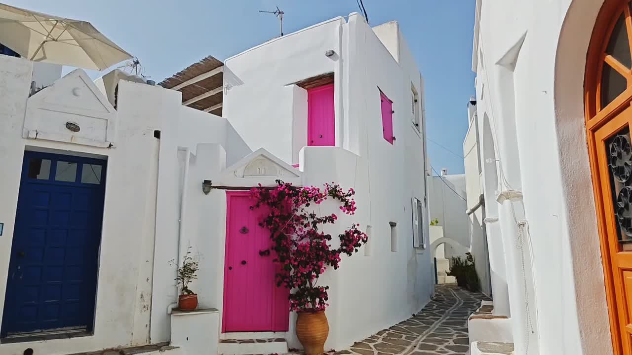 This is the most famous street in Marpissa in Paros greece
