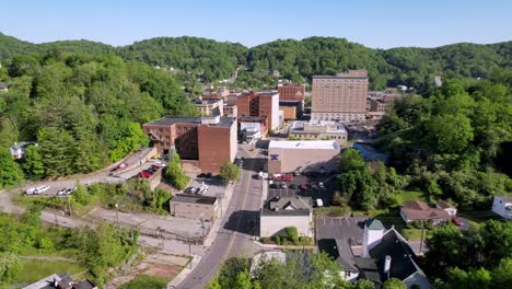 aerial-reveal-bluefield-west-virginia-skyline