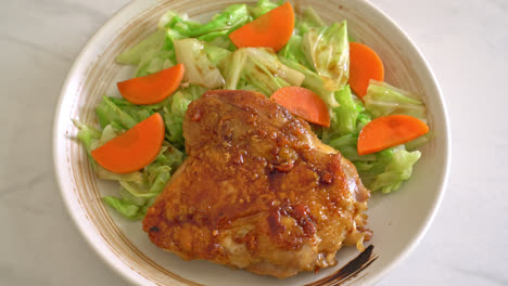 teppanyaki teriyaki chicken steak with cabbage and carrot