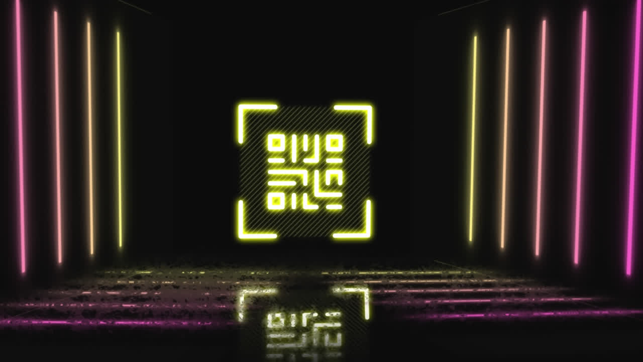 animación digital de código qr amarillo de neón brillante contra líneas brillantes en fondo negro