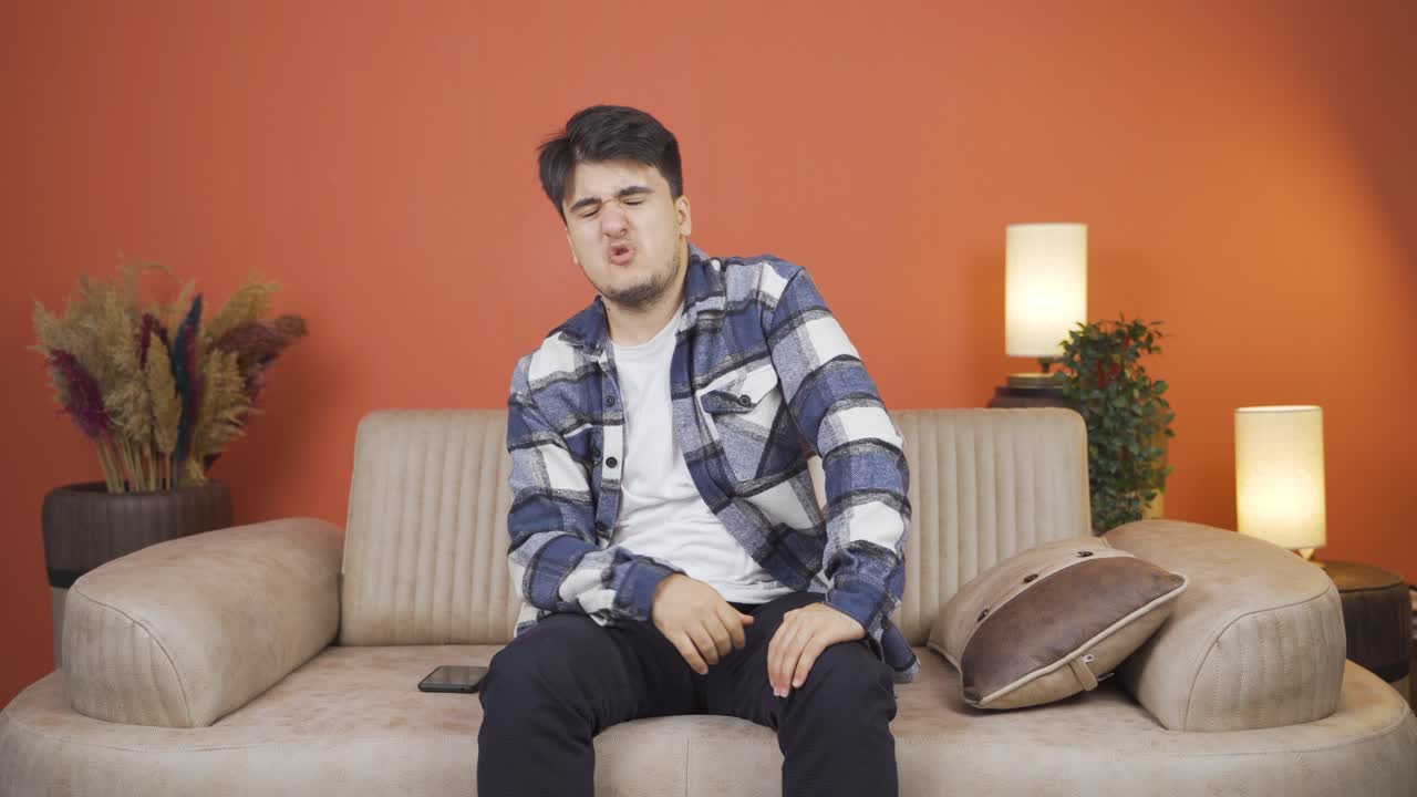 혐오스러운 사람.