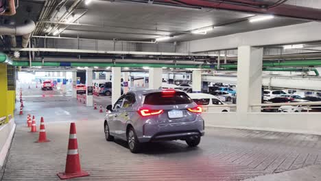 estacionamiento subterráneo