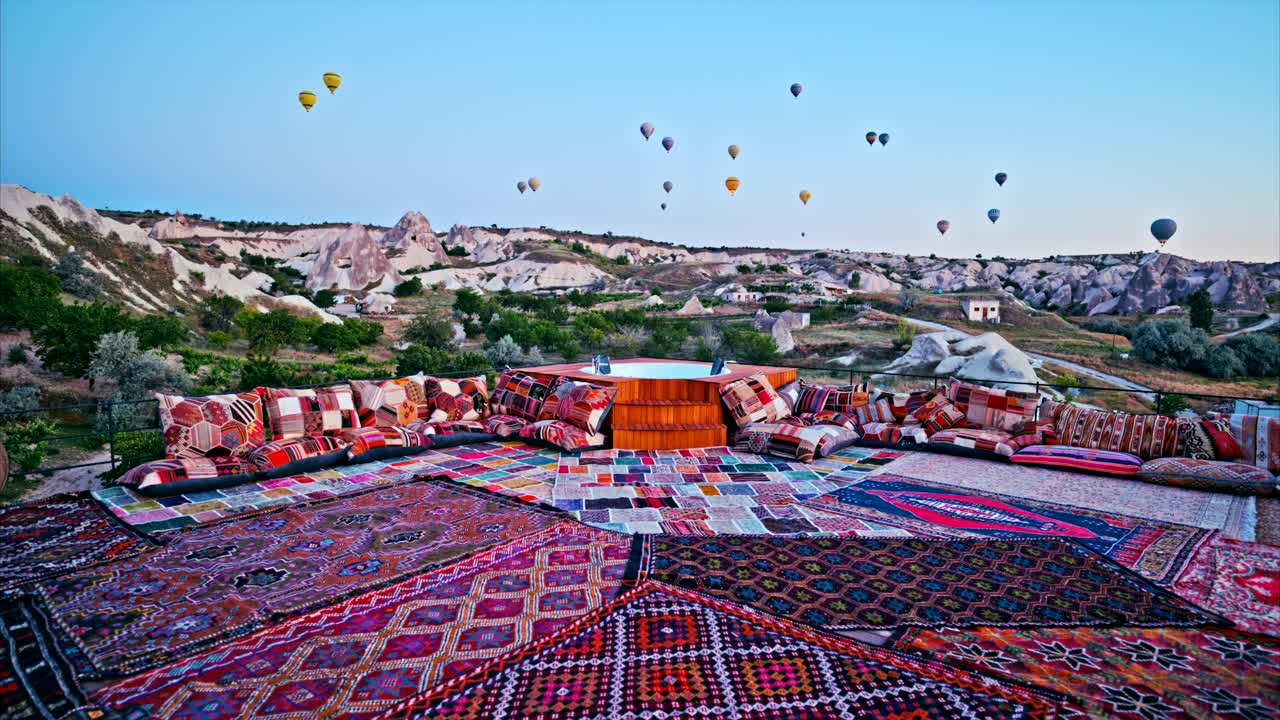카파도키아 의 아름답고 매력적 인 테라스