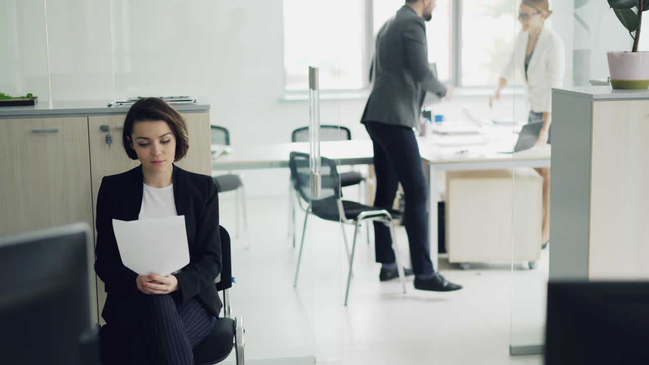 pessoas de negócios na sala de reuniões.