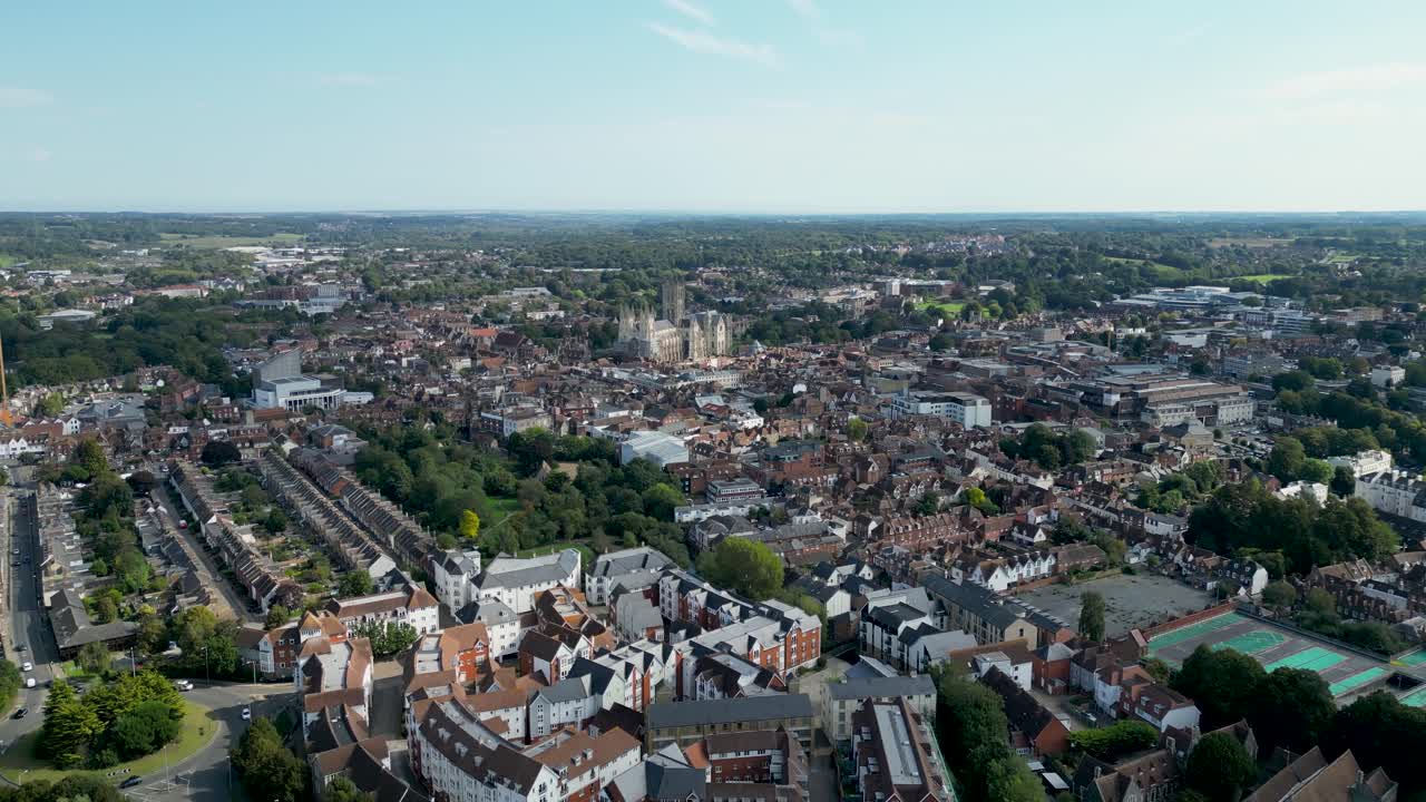 hermosa vista aérea del paisaje urbano del centro de canterbury, kent, inglaterra