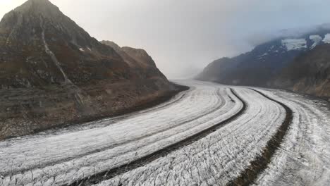 Luftüberführung-Zur-Seite-Des-Längsten-Gletschers-Der-Alpen---Dem-Aletschgletscher-Im-Wallis,-Schweiz