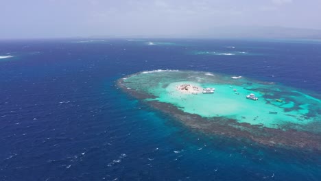 cayo arena o isla paraíso, república dominicana