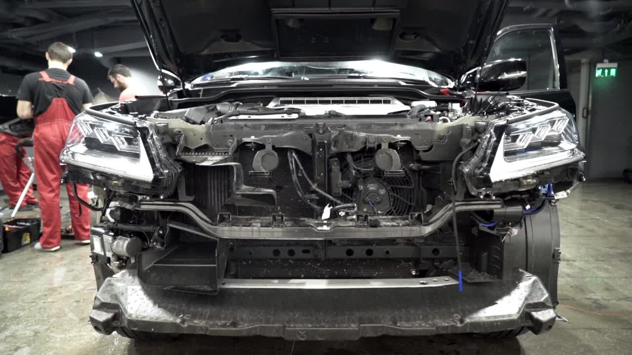 진행 중인 자동차 수리