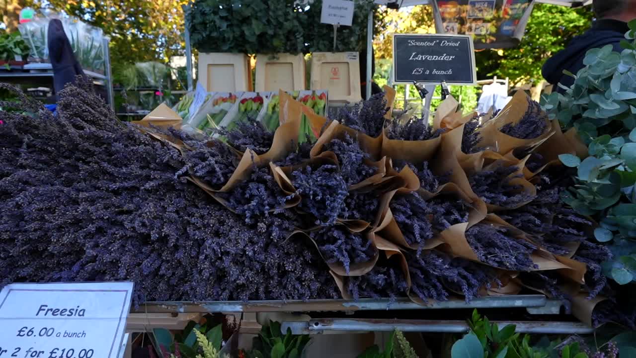 Dried Lavender and other flowers at a market stall