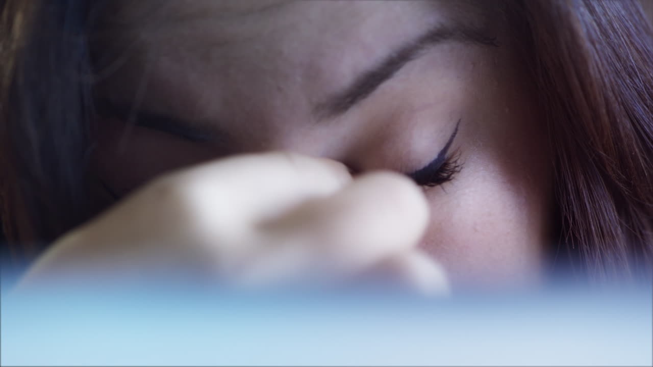 그녀의 일에 완전히 집중했습니다.