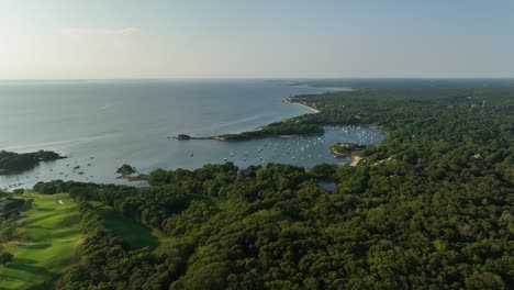 Drone-shot-pushing-towards-Quissett-Harbor-in-Cape-Cod,-New-England