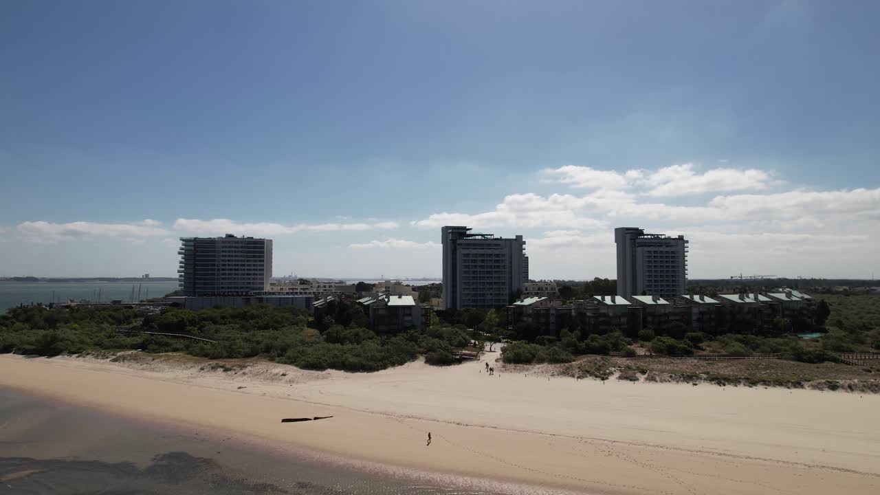 포르투갈의 세투발에 있는 트로이 반도의 공중 사진 04