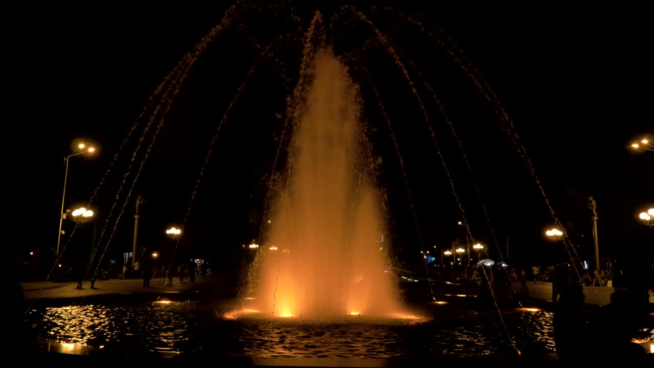 fuente en la noche - georgia