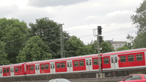 el tren rojo en hamburgo